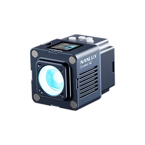 Nanlux Evoke 5C — spotlight LED full-color 6W con motore Nebula C8, sistema di aggancio magnetico e certificazione IP67