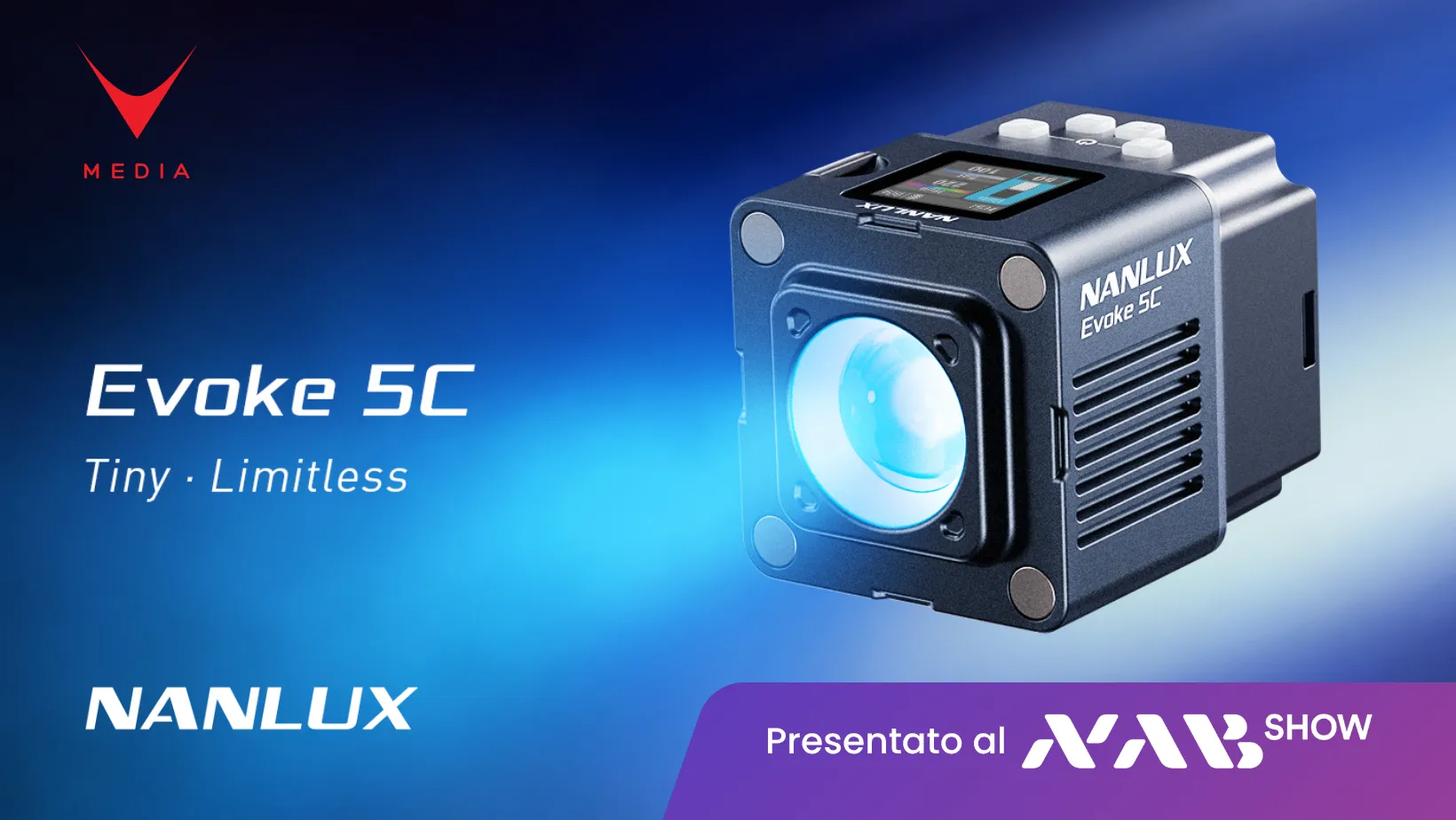 Nanlux Evoke 5C spotlight LED RGBLAC con motore Nebula C8 e certificazione IP67