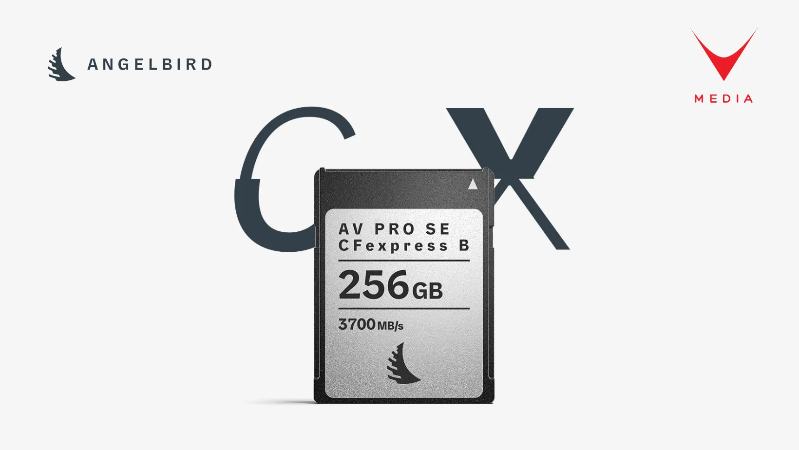 Scheda CFexpress B v4 256GB Angelbird inserita in una fotocamera professionale
