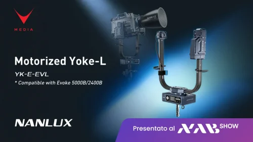Nanlux motorized yoke YK-E-EVL montato su Evoke 5000B con controllo pan e tilt su set
