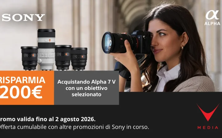 Fotocamera Sony Alpha 7 V con obiettivo G Master in promozione