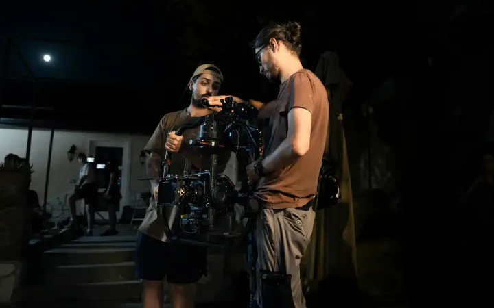 Roxy Kama: supporto tecnico e backstage del cortometraggio indipendente in uscita nel 2026