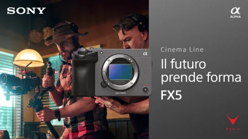 Sony FX5 Cinema Line full-frame con impugnatura XLR su rig da set