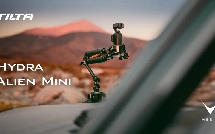 Sistema di car mounting per action cam Tilta Hydra Alien Mini montato su lamiera
